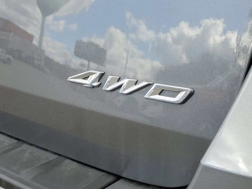 Certified 2024 Ford Explorer XLT w/ Equipment Group 202A AWD/4WD image 7