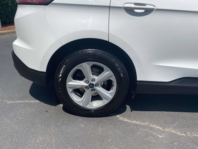 Certified 2018 Ford Edge SE w/ Cargo Accessory Package FWD image 30