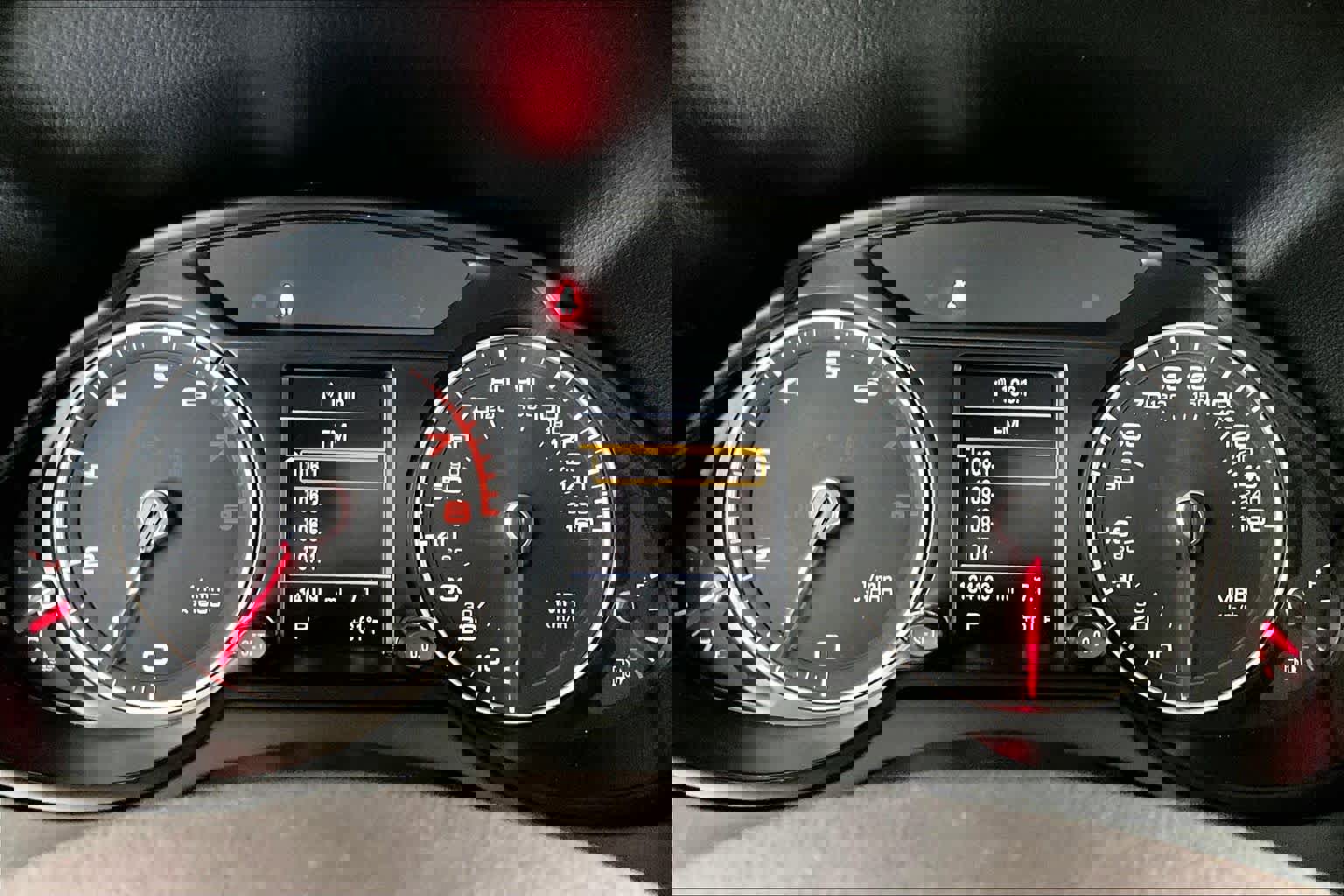 Used 2017 Audi Q5 2.0T Premium w/ Audi MMI Navigation Plus image 26