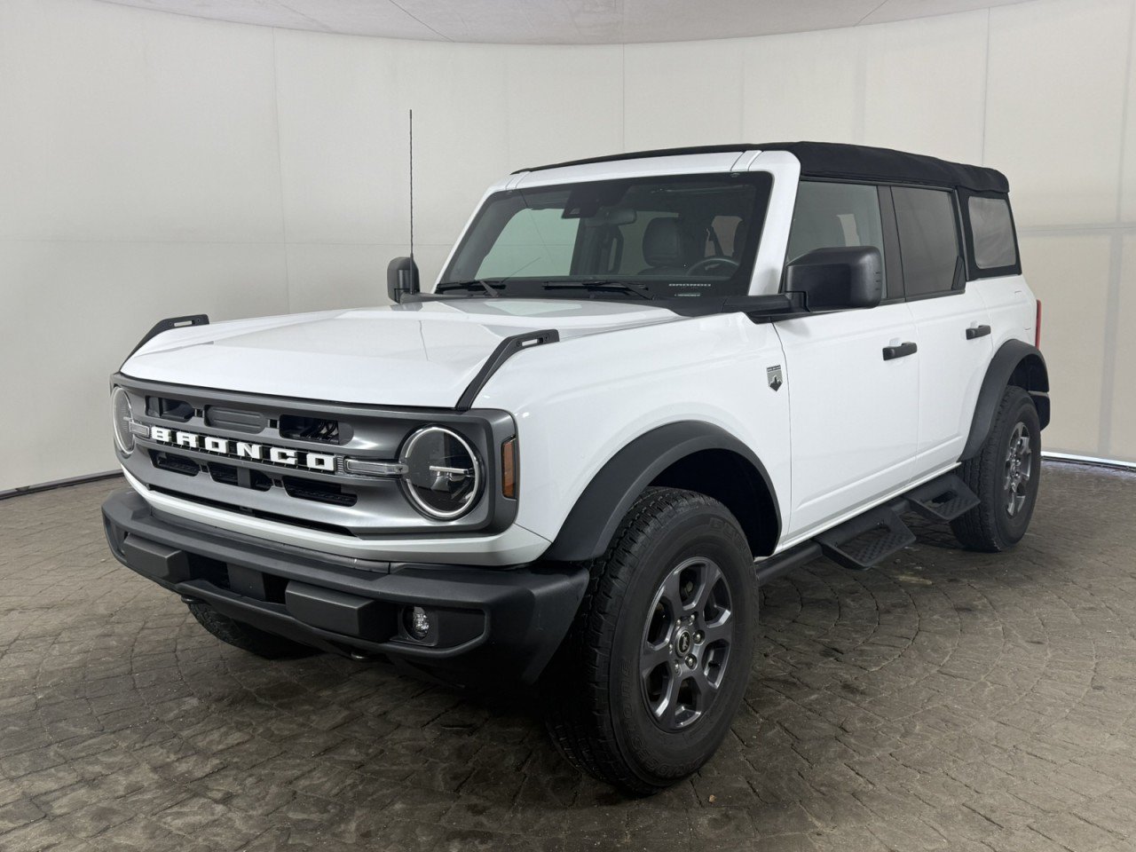 Certified 2024 Ford Bronco Big Bend AWD/4WD image 3