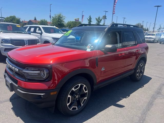 Certified 2022 Ford Bronco Sport Outer Banks w/ Tech Package AWD/4WD image 1