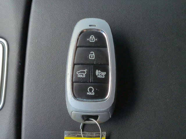 Used 2022 Hyundai Santa Fe SEL w/ Convenience + Premium Package FWD image 33