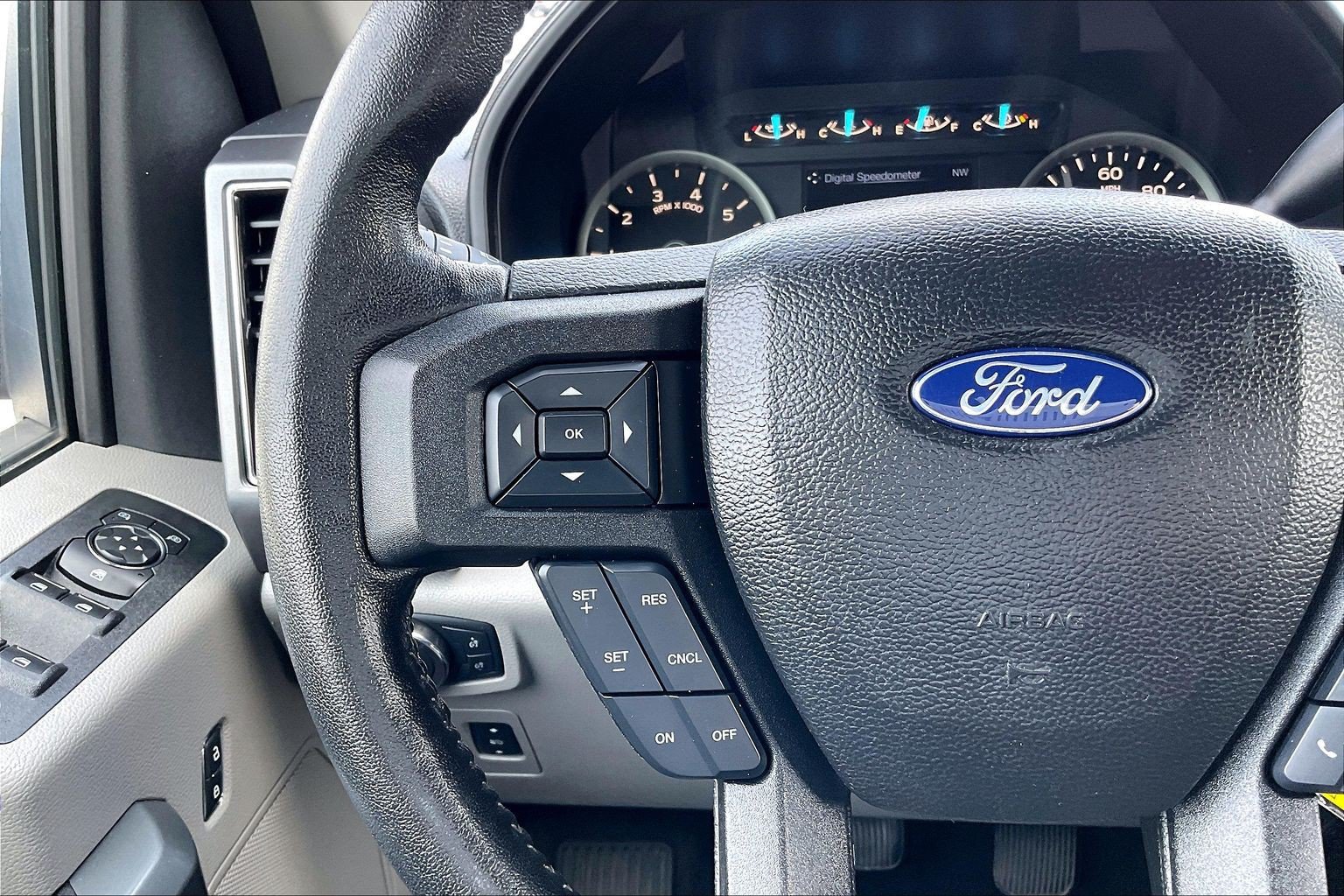 Certified 2018 Ford F150 XLT w/ Equipment Group 302A Luxury AWD/4WD image 17