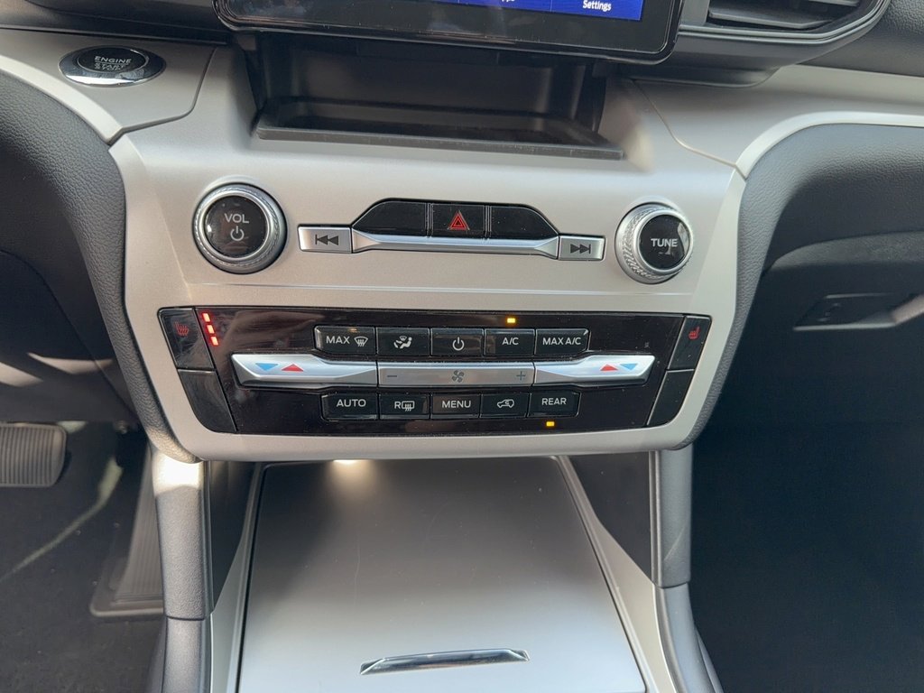 Certified 2023 Ford Explorer XLT image 20