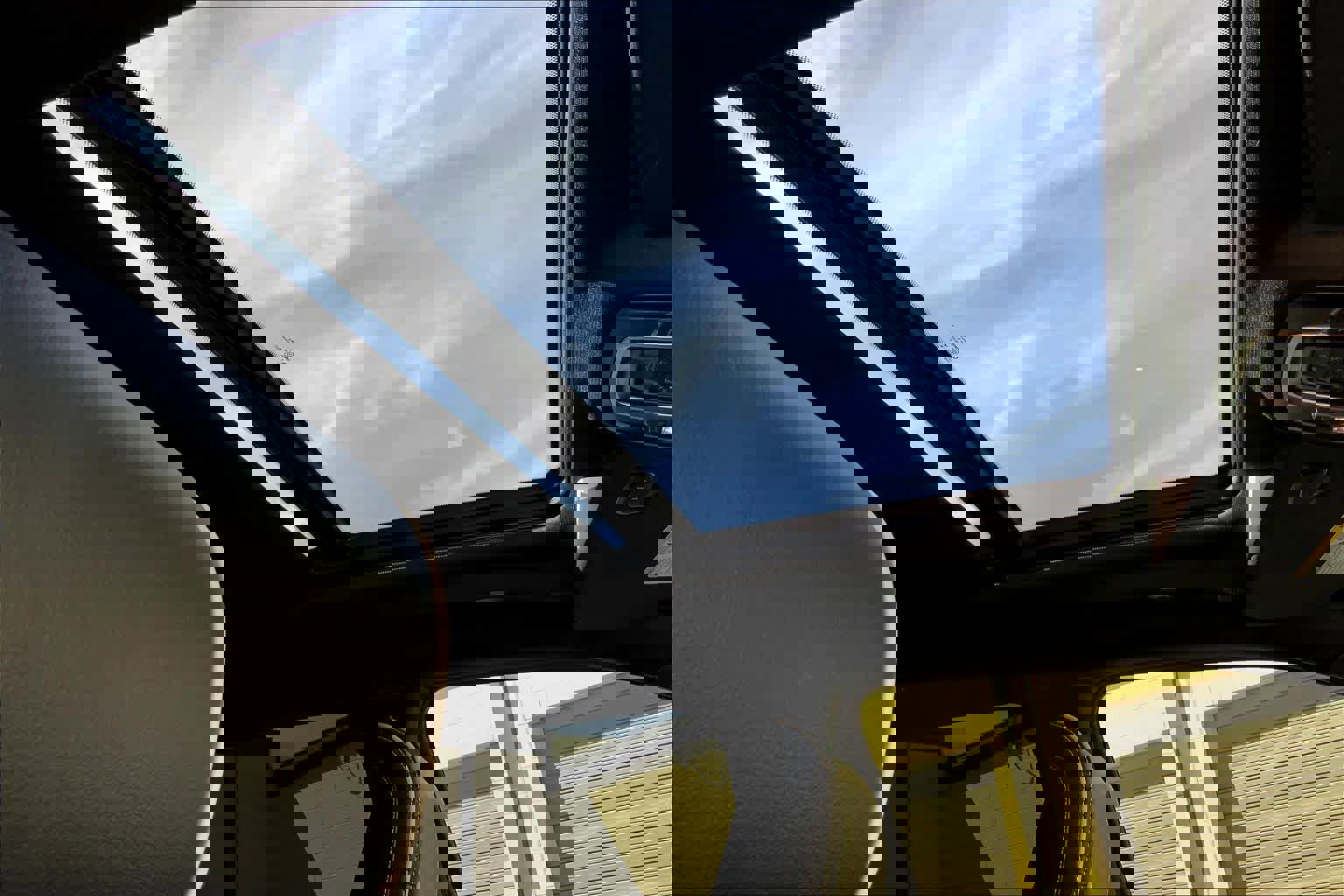 Used 2025 RAM 1500 Laramie w/ Laramie Southwest Edition image 14