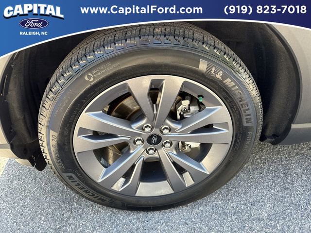 Certified 2023 Ford Explorer XLT w/ Equipment Group 202A AWD/4WD image 13