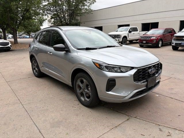 Certified 2024 Ford Escape ST-Line AWD/4WD image 8