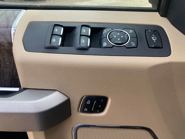 Certified 2019 Ford F350 Lariat w/ Lariat Ultimate Package image 28