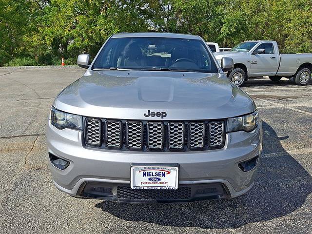 Used 2021 Jeep Grand Cherokee Laredo X AWD/4WD image 29
