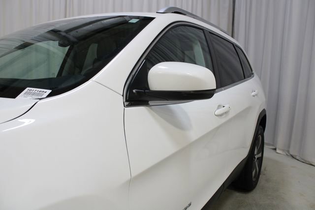 Used 2021 Jeep Cherokee Limited AWD/4WD image 35