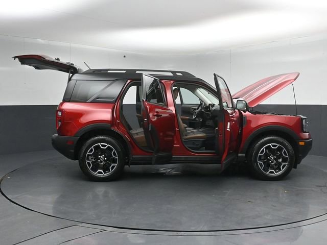 Certified 2025 Ford Bronco Sport Outer Banks w/ Outer Banks Tech Package+ AWD/4WD image 61