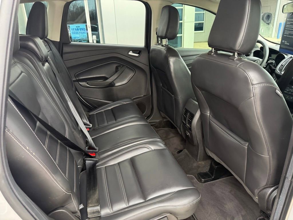 Certified 2019 Ford Escape SEL image 16