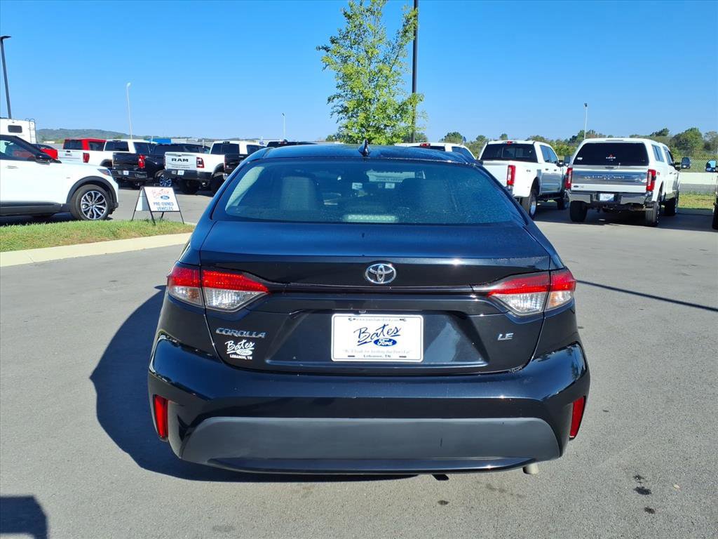 Used 2022 Toyota Corolla LE image 4
