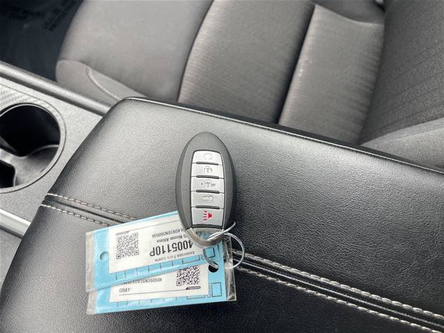 Used 2025 Nissan Altima 2.5 SV FWD image 35