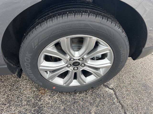 Certified 2024 Ford Edge Titanium image 29