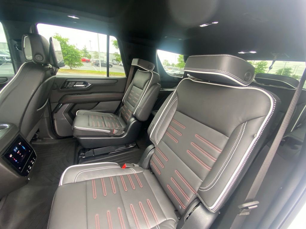 Used 2025 GMC Yukon AT4 Ultimate image 24