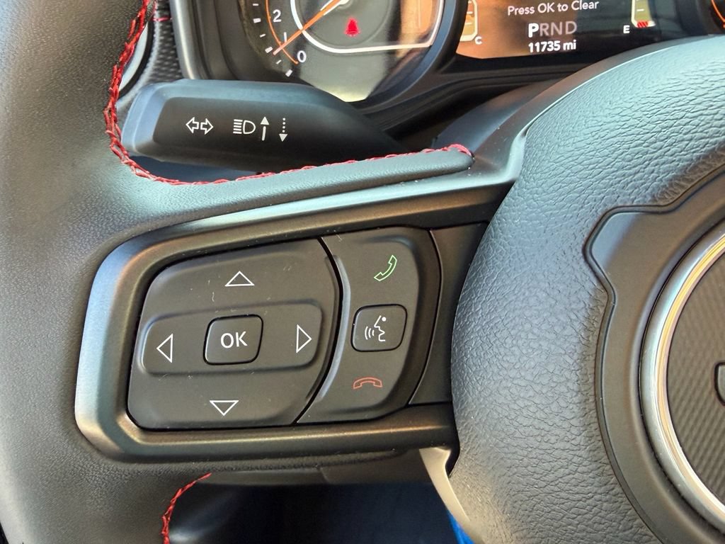 Used 2024 Jeep Wrangler Unlimited Rubicon w/ Technology Group AWD/4WD image 25