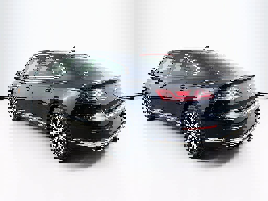 Used 2021 Volkswagen Arteon SE image 3