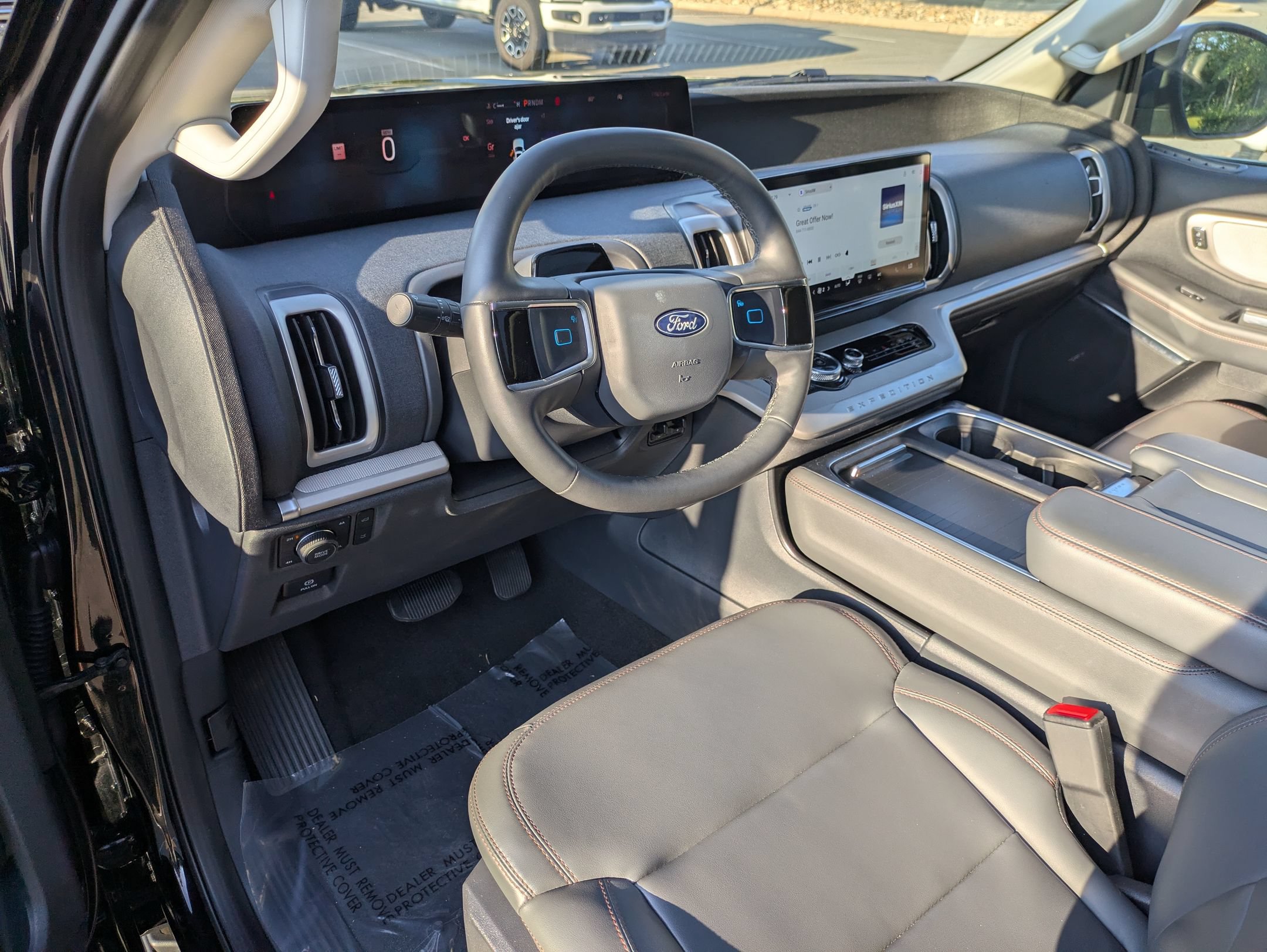 Certified 2025 Ford Expedition Active AWD/4WD image 14