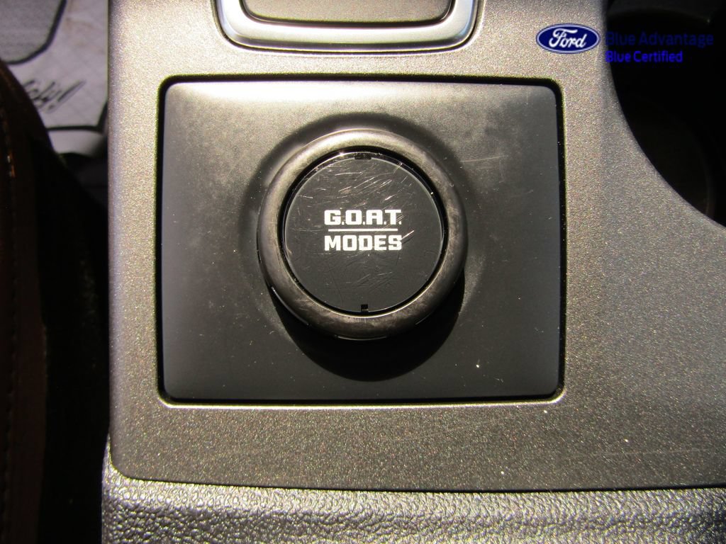 Certified 2025 Ford Bronco Sport Outer Banks w/ Outer Banks Tech Package+ AWD/4WD image 34