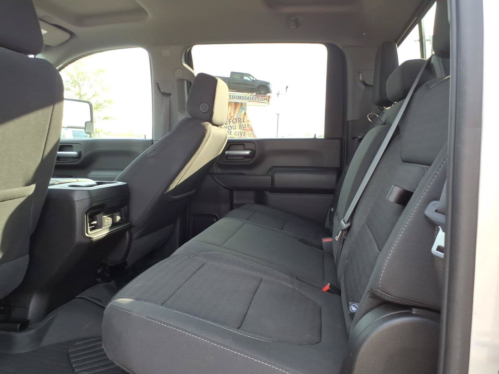 Used 2022 Chevrolet Silverado 2500 LT w/ Convenience Package AWD/4WD image 13
