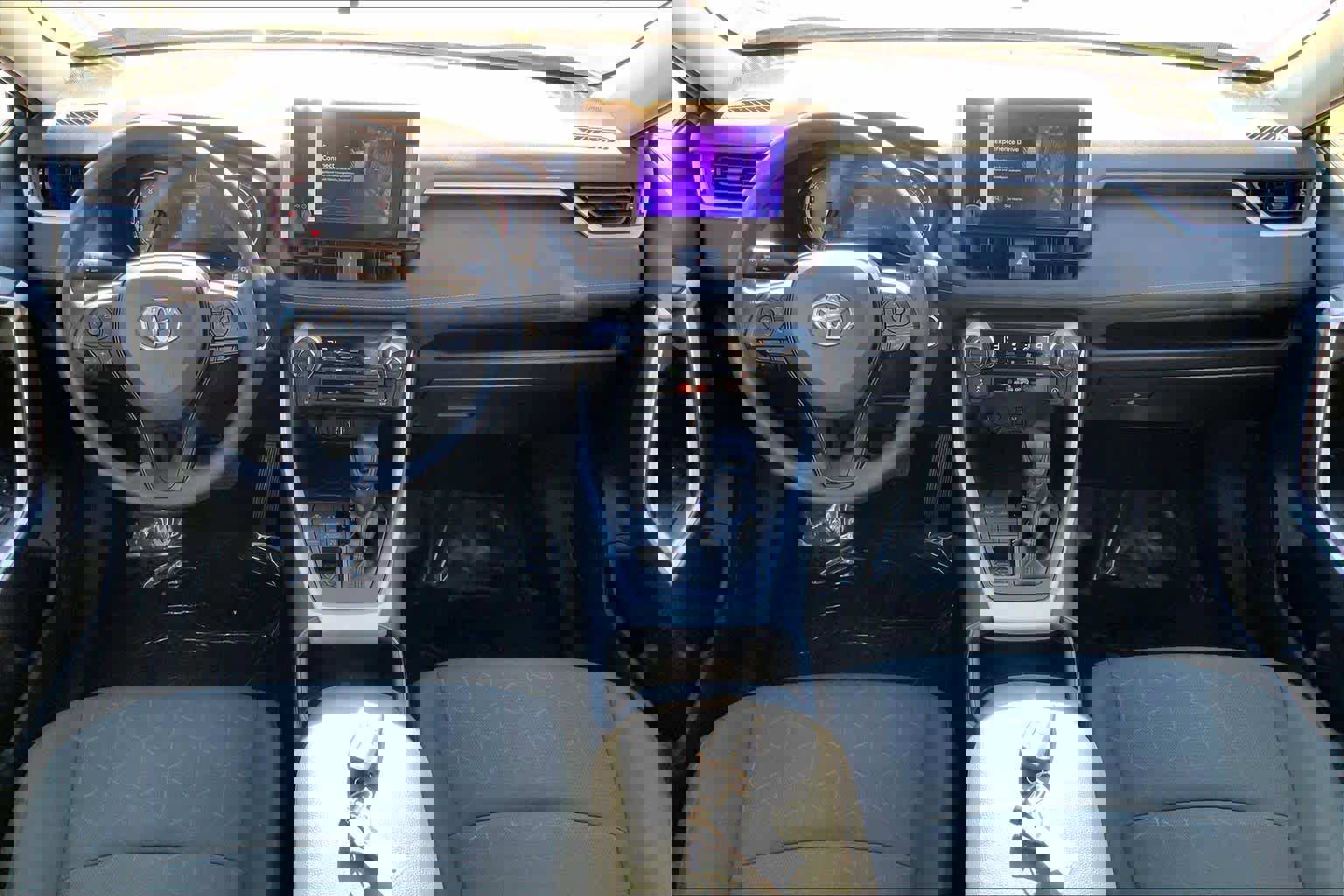 Used 2024 Toyota RAV4 XLE image 14