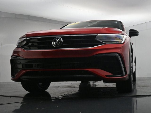 Used 2024 Volkswagen Tiguan SE R-Line FWD image 41