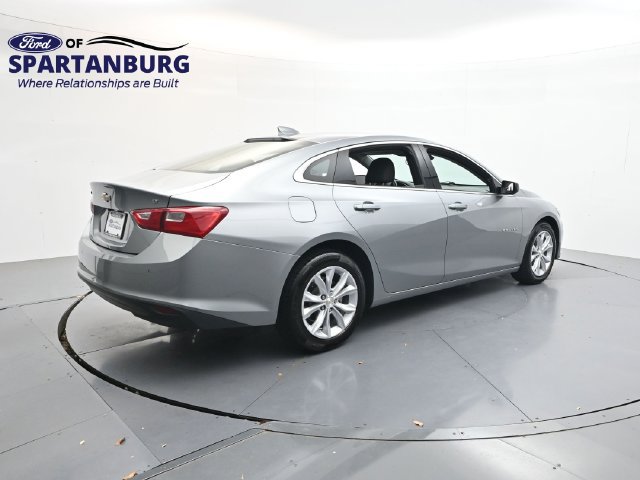 Used 2025 Chevrolet Malibu LT FWD image 7