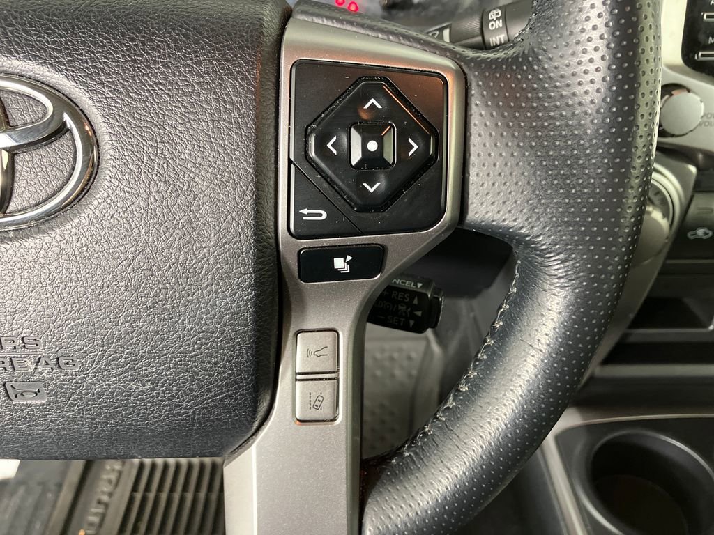 Used 2024 Toyota 4Runner SR5 Premium image 17