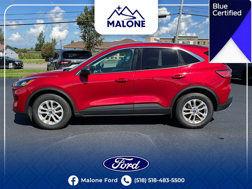 Certified 2022 Ford Escape SE w/ Cold Weather Package AWD/4WD image 3