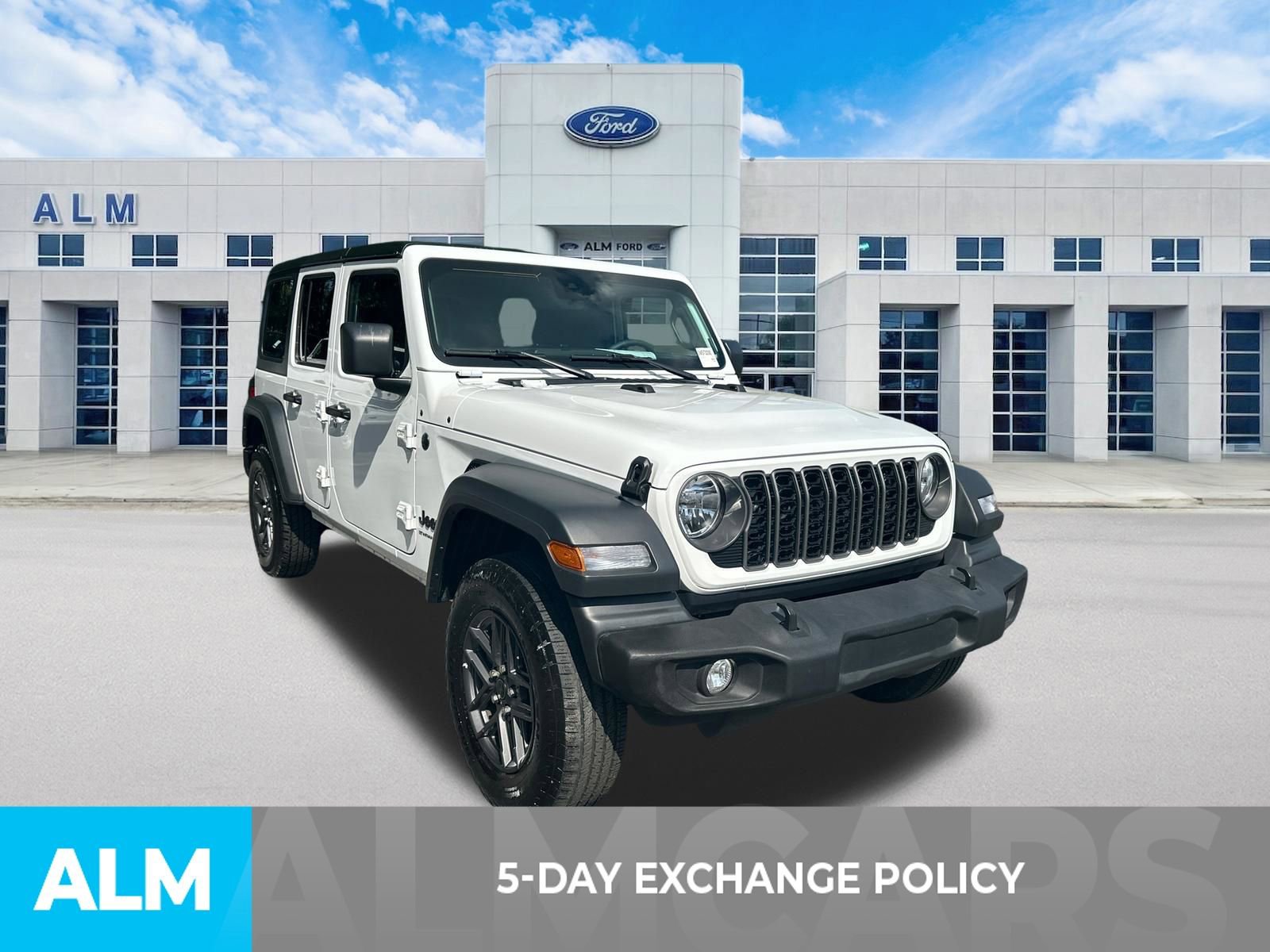 Used 2025 Jeep Wrangler Unlimited Sport AWD/4WD image 3