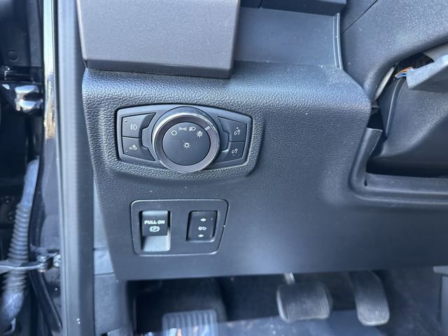 Certified 2019 Ford F150 XLT w/ Equipment Group 302A Luxury image 30