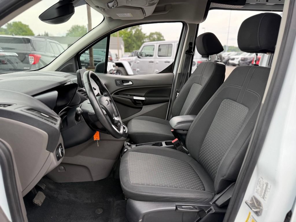 Certified 2020 Ford Transit Connect XLT FWD image 11
