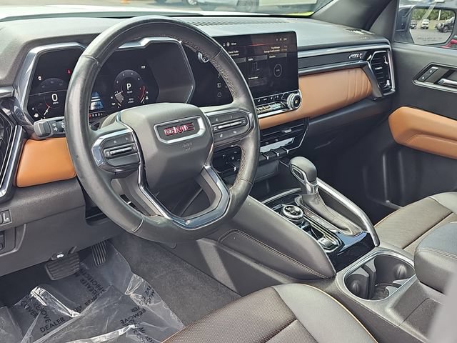 Used 2024 GMC Canyon AT4 w/ AT4 Premium Package AWD/4WD image 15