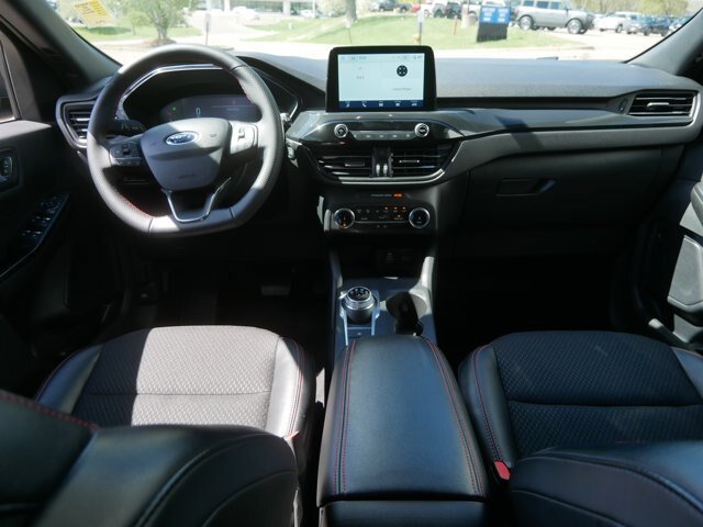 Certified 2025 Ford Escape ST-Line AWD/4WD image 18