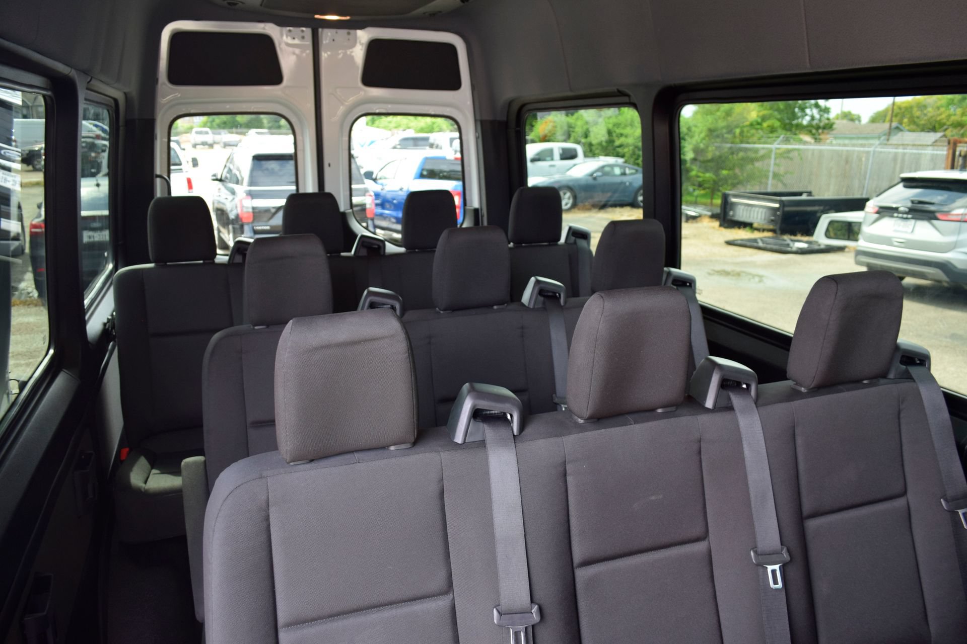 Used 2025 Mercedes-Benz Sprinter 2500 image 21