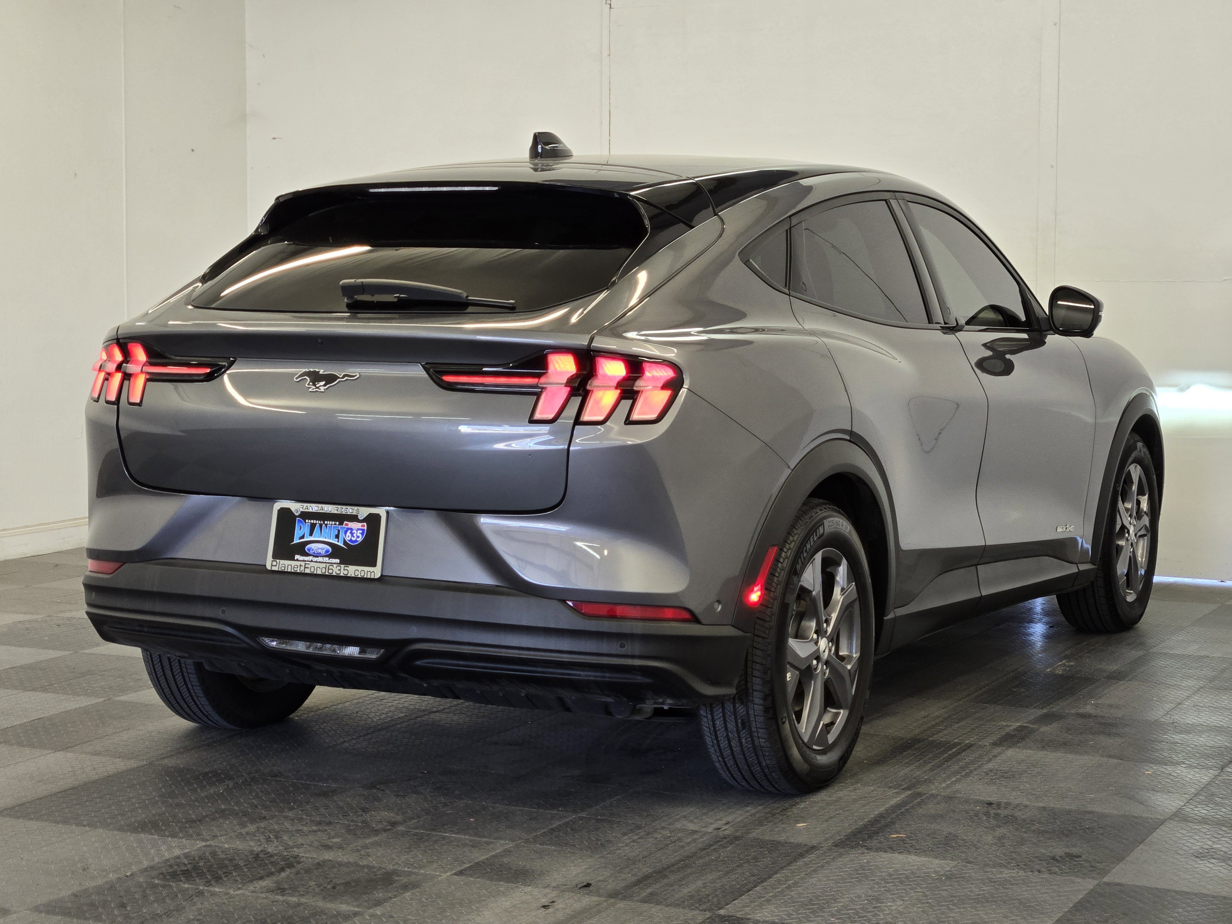 Certified 2023 Ford Mustang Mach-E Select w/ Comfort Package Lite image 5