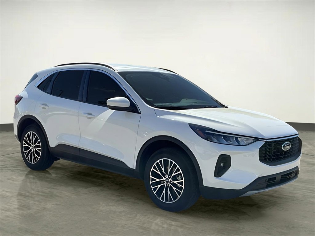 Certified 2024 Ford Escape SE image 10