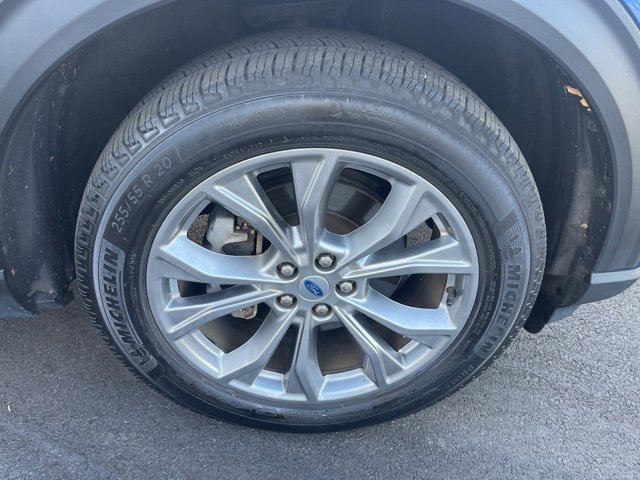 Certified 2022 Ford Explorer XLT w/ Equipment Group 202A image 14