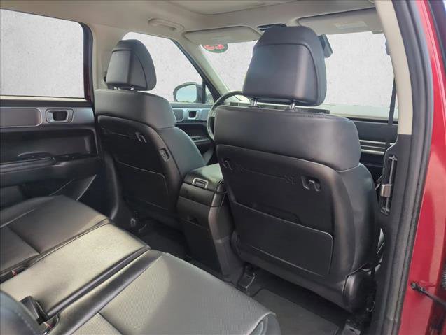 Used 2025 Hyundai Santa Fe XRT AWD/4WD image 22