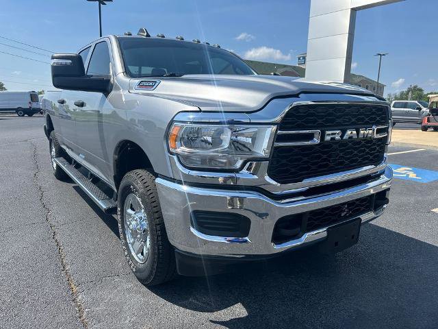 Used 2024 RAM 2500 Tradesman w/ Chrome Appearance Group AWD/4WD image 2