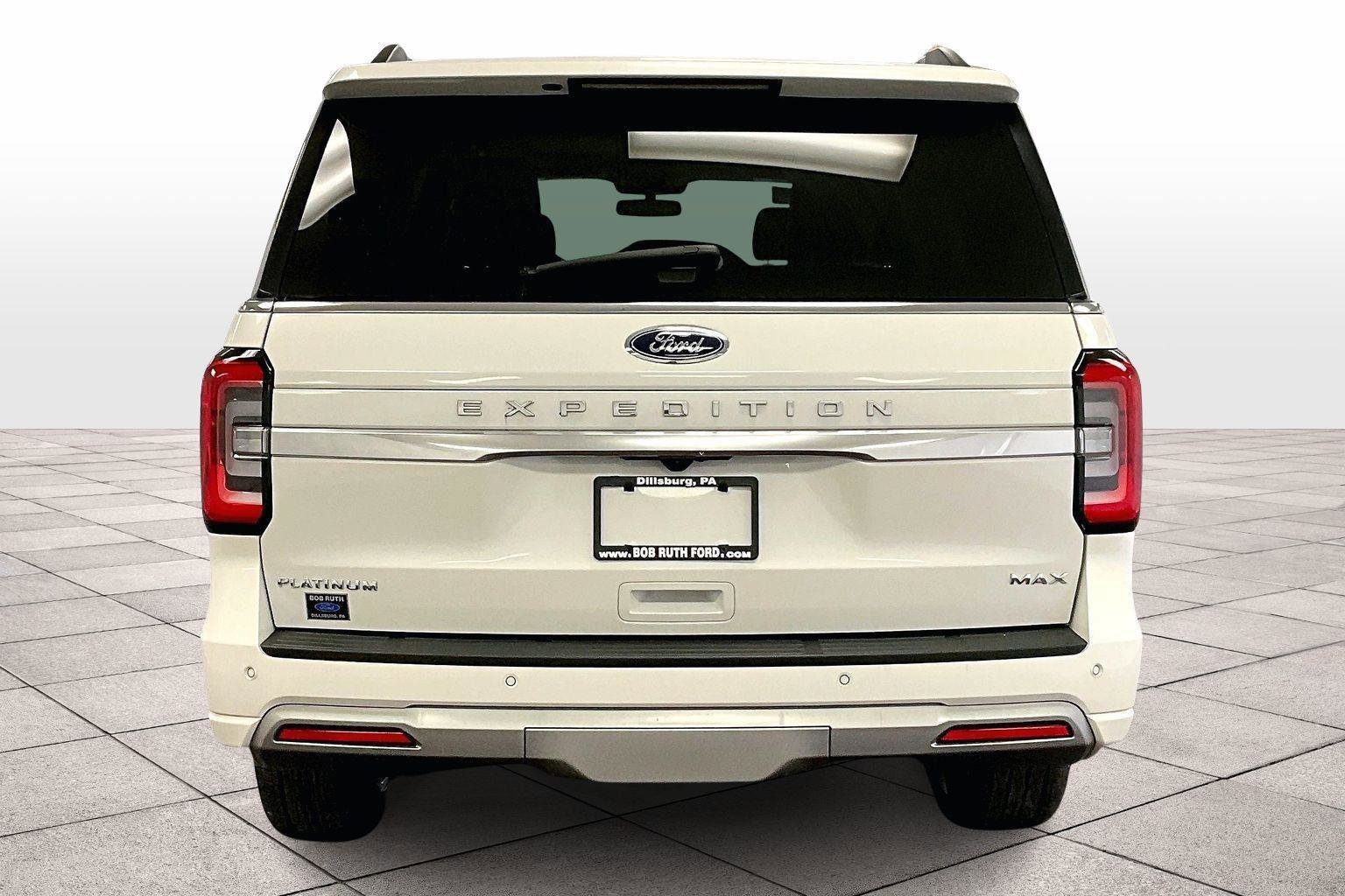 Certified 2024 Ford Expedition Max Platinum image 2