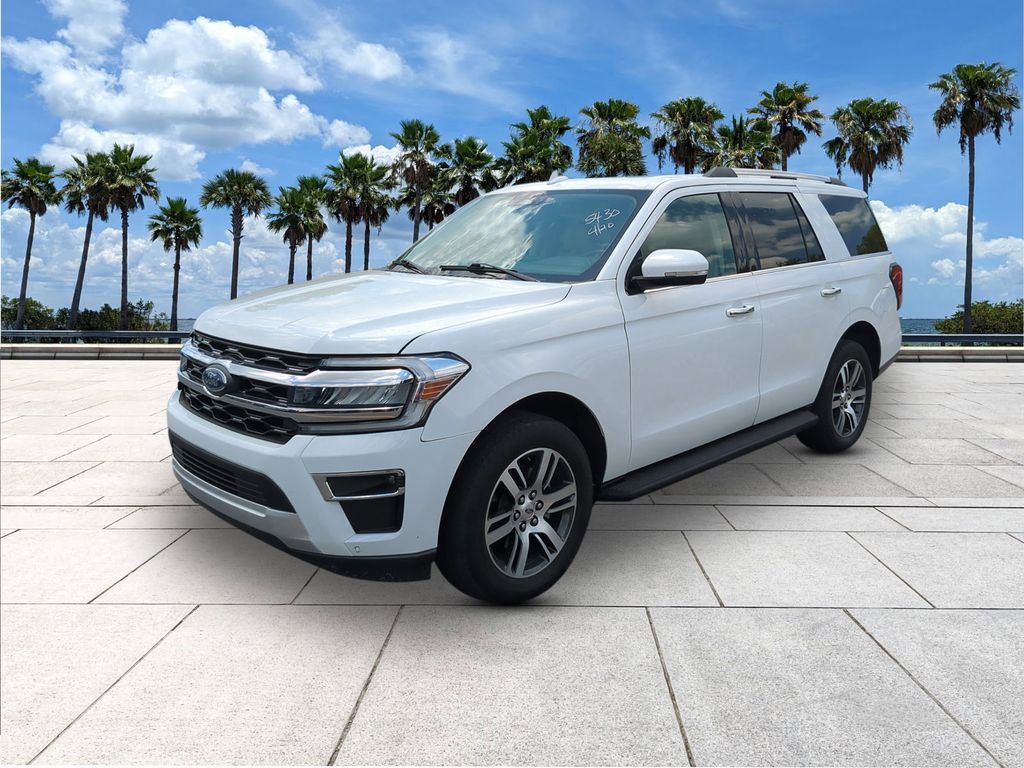 Certified 2024 Ford Expedition Limited AWD/4WD image 3