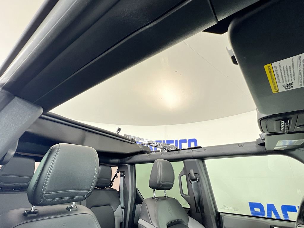 Certified 2024 Ford Bronco Black Diamond image 17