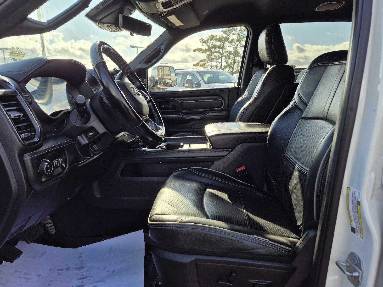 Used 2022 RAM 3500 Limited image 17