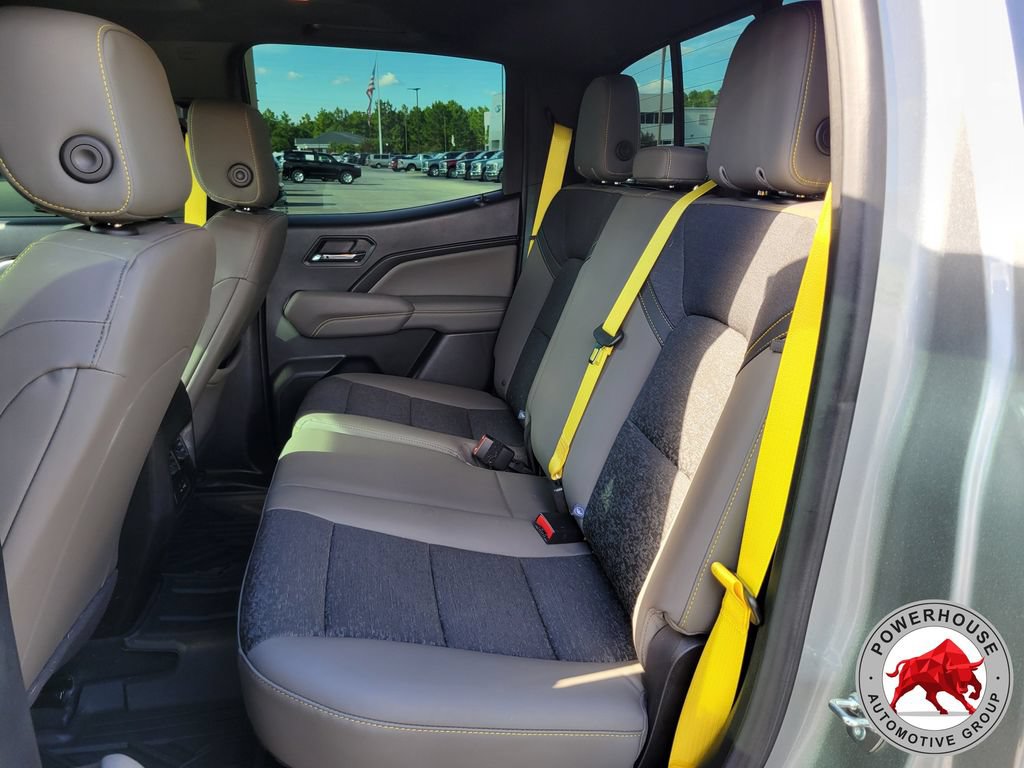 Used 2024 Chevrolet Colorado ZR2 w/ Technology Package AWD/4WD image 16