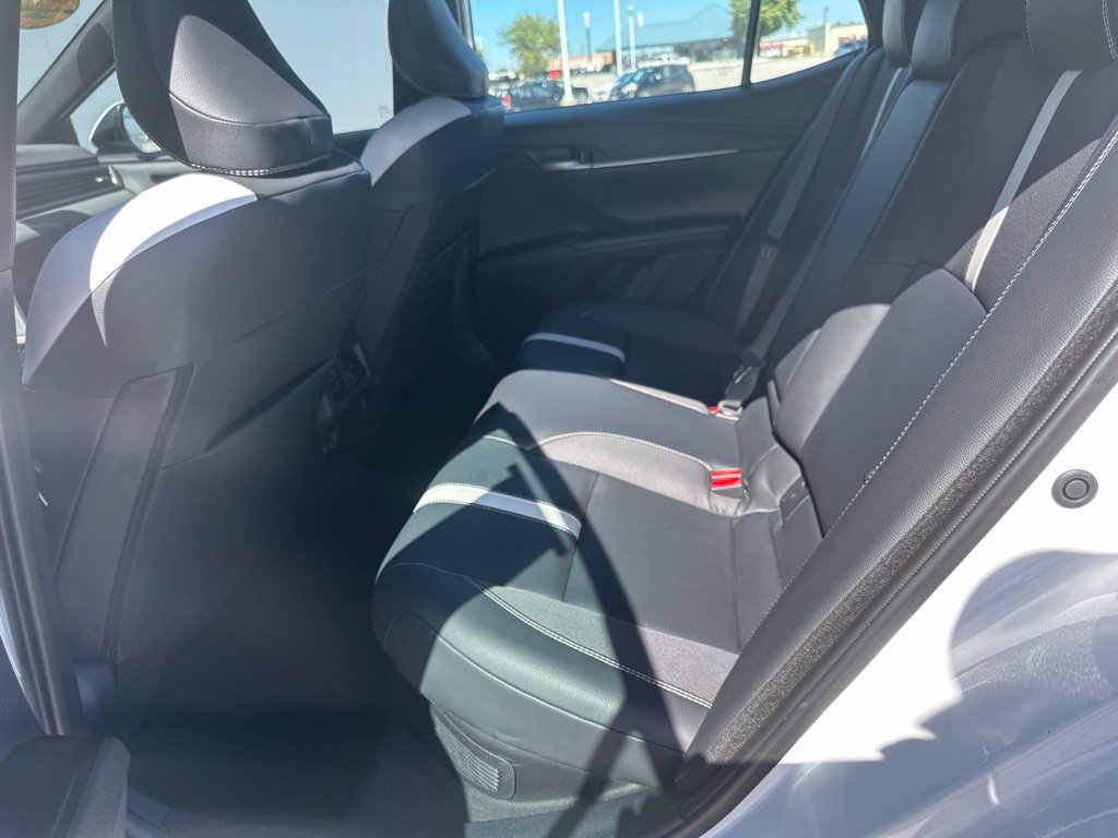 Used 2025 Toyota Camry SE FWD image 18