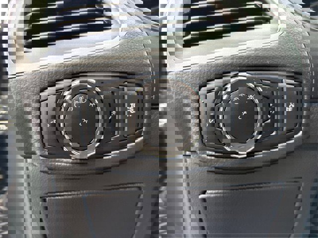 Certified 2024 Ford Edge SEL image 16