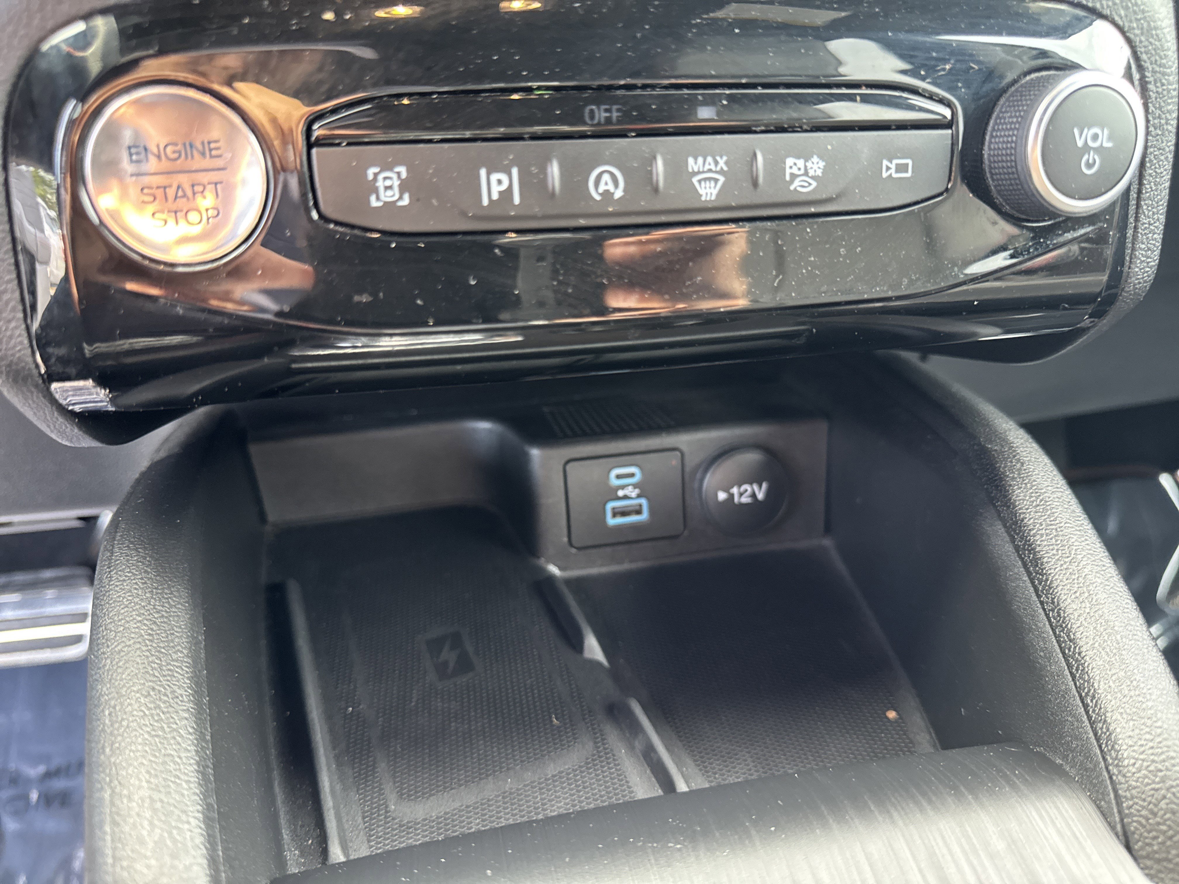 Certified 2023 Ford Escape ST-Line Elite AWD/4WD image 31
