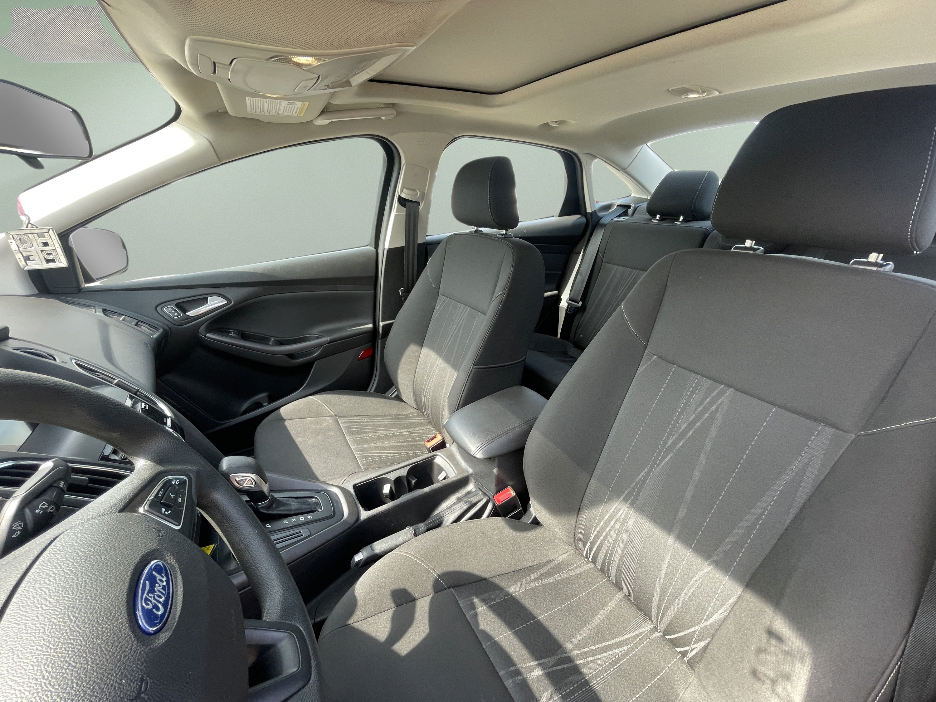 Certified 2018 Ford Focus SEL FWD image 8